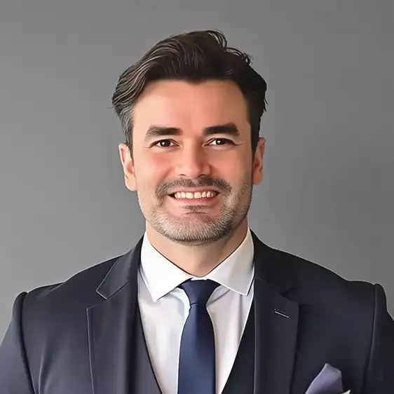 Leomar Isasis Digital Strategy Lead
